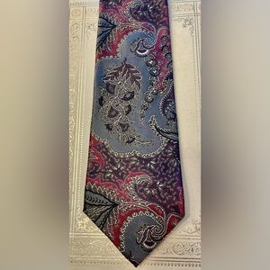 Oscar de la Renta Couture Collection Silk Tie